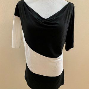 WHBM diagonal print top with split sleeves